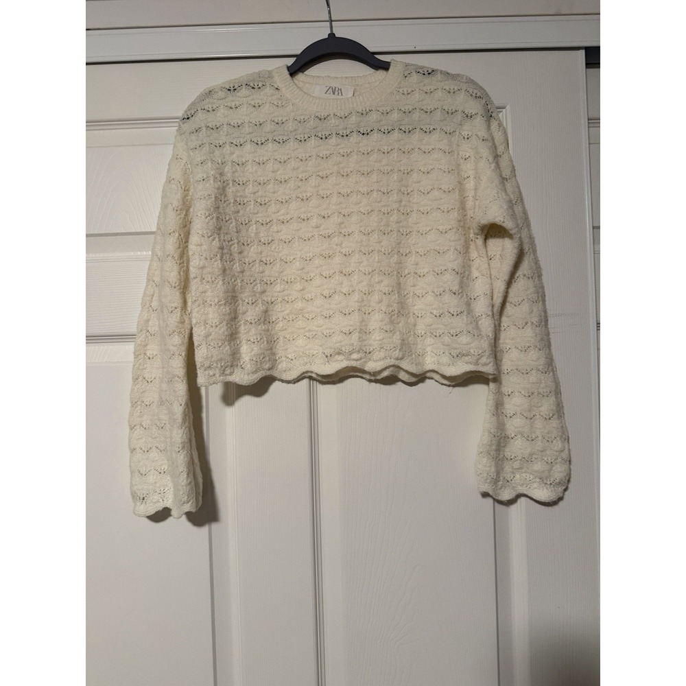 Zara Girls Sweater Size 11 12 Off White Soft Cozy Warm Coquette Bell Sleeve Knit